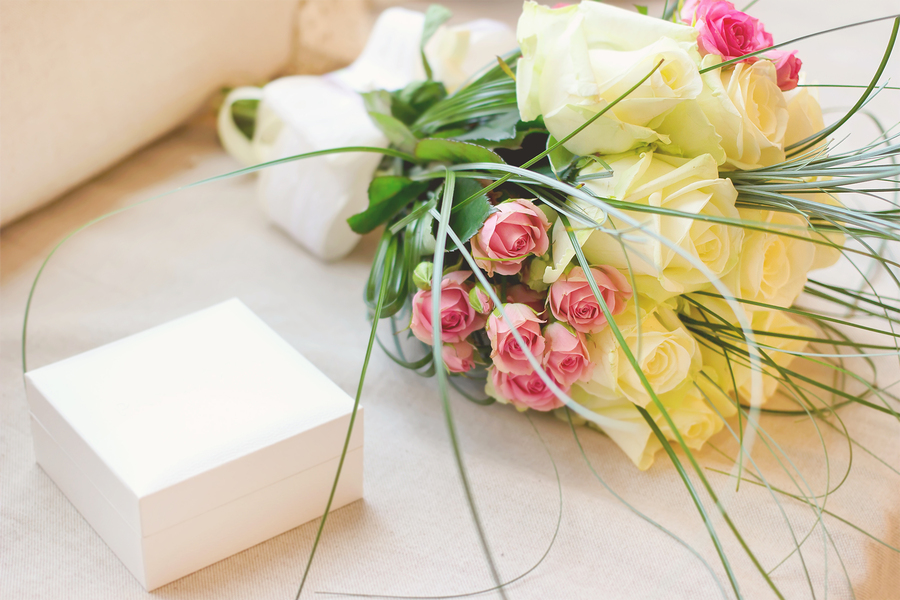 Blumen und kleine Präsente versenden lassen Blumenversand24